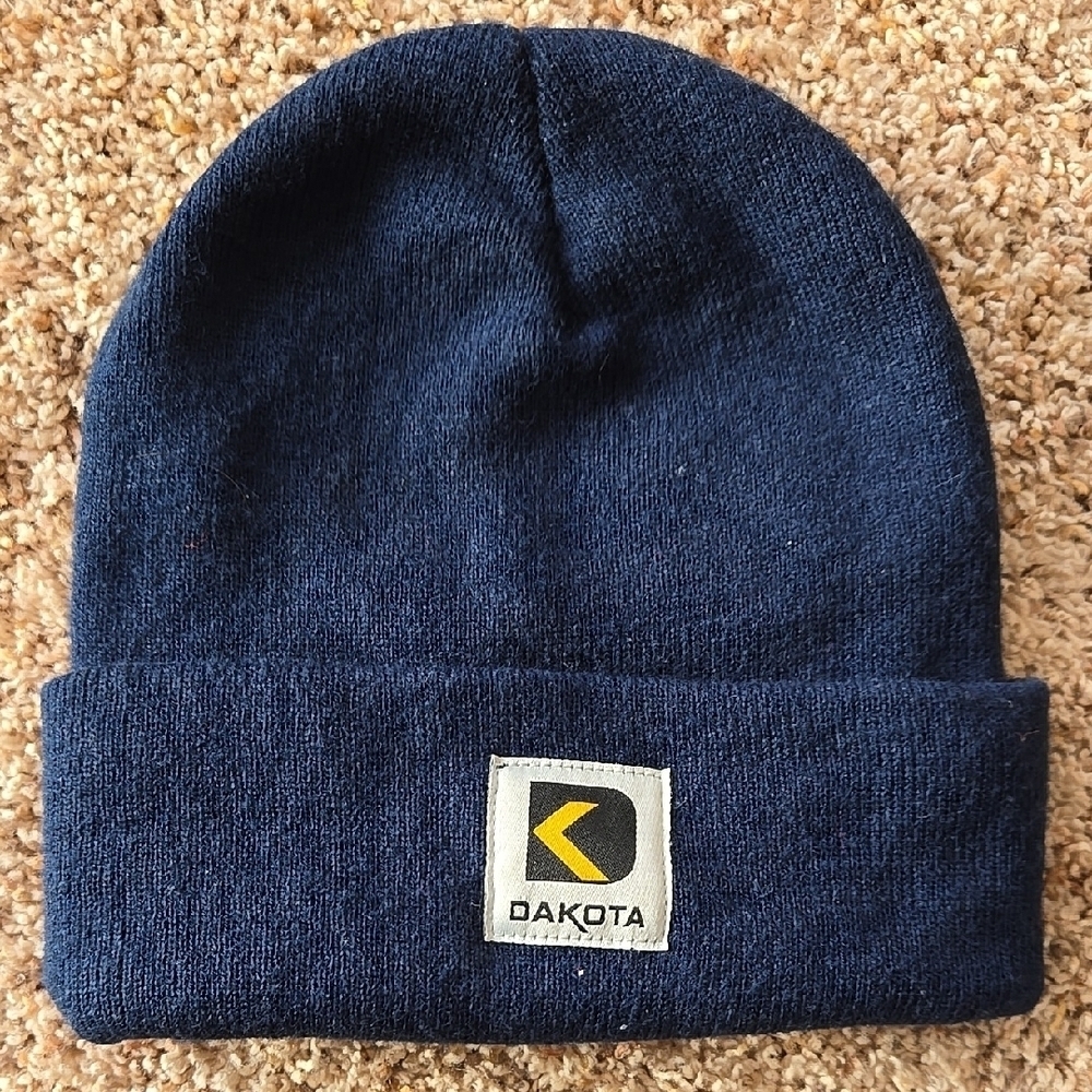 Dakota Navy Toque